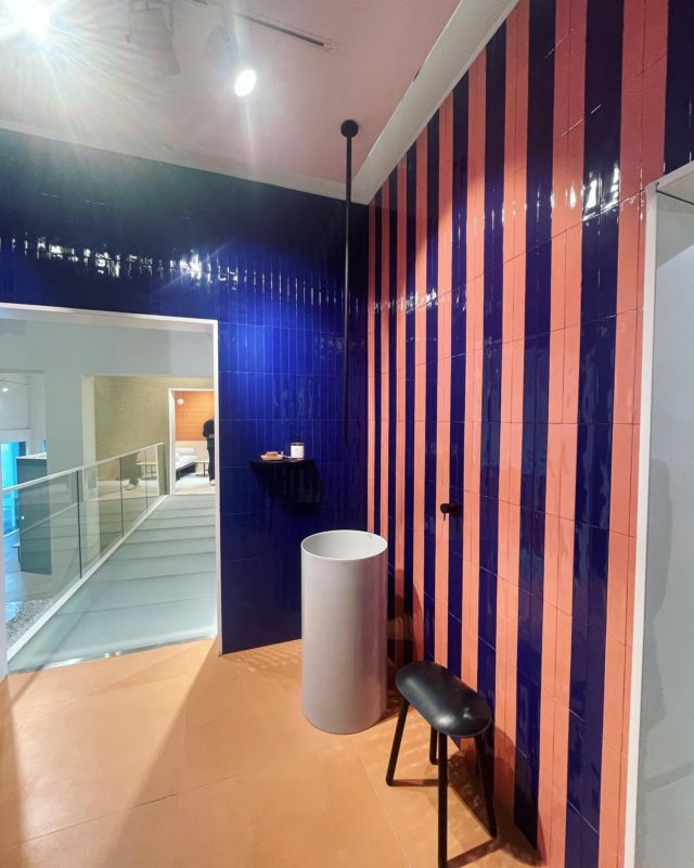 Marazzi @marazziceramiche #newcollection #newcolors #colorstherapy #bleuklein