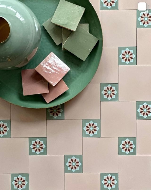 Carreaux de ciments et zelliges pastel #pasteltiles #authentic #authentictiles #artisanal #artisanaltiles